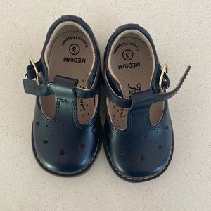 Footmates Mary Janes like new condition